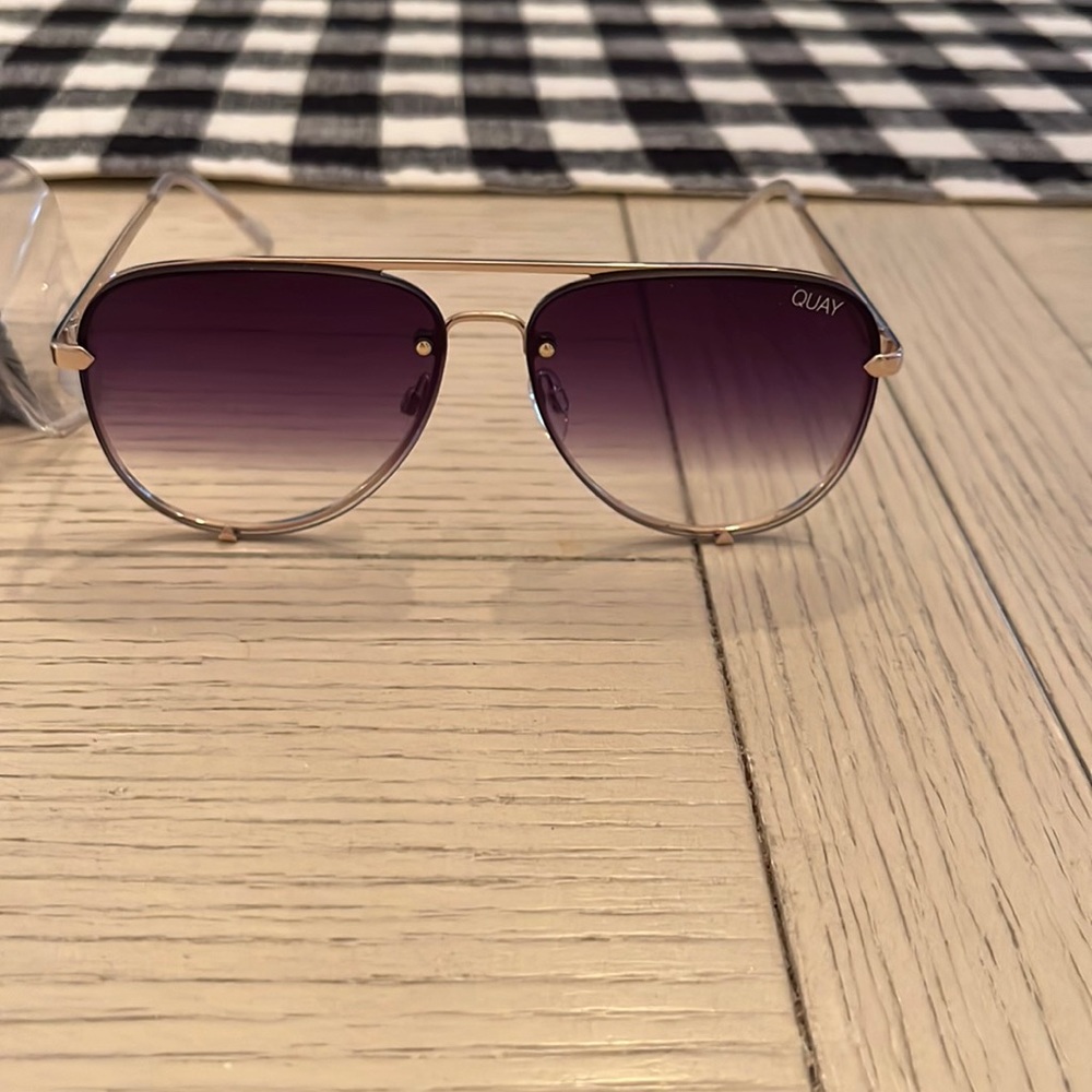 Quay Australia ombré Gradient Aviator Sunglasses